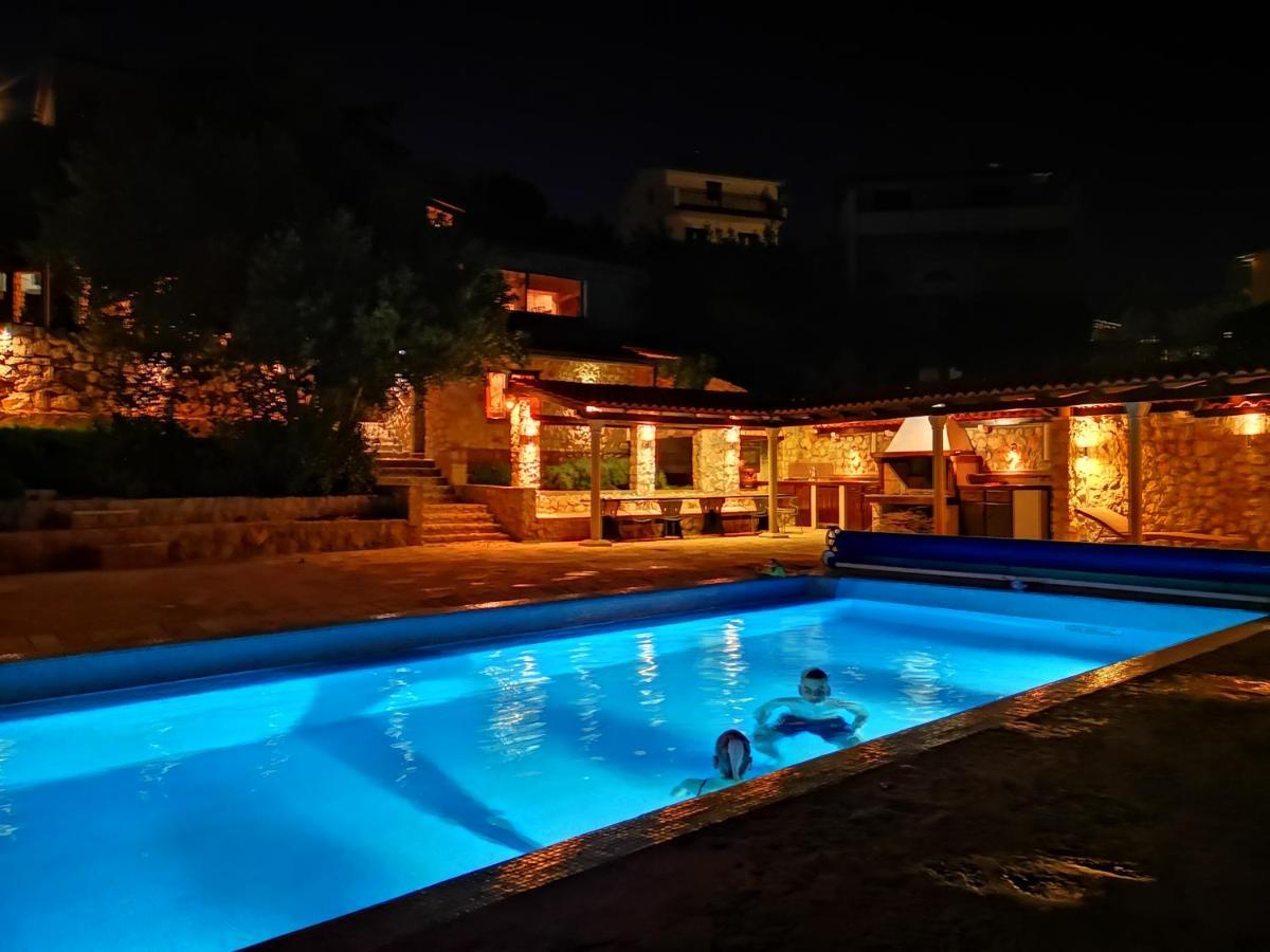 Bella Vista House Apartments, Hot Pool And Jacuzzi Trogir